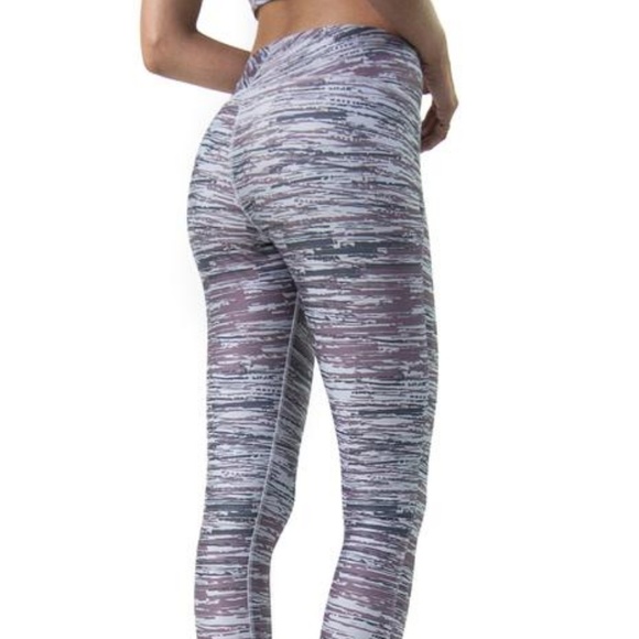 Satva Mantra Legging Scratch Print SM NWT - Picture 6 of 7